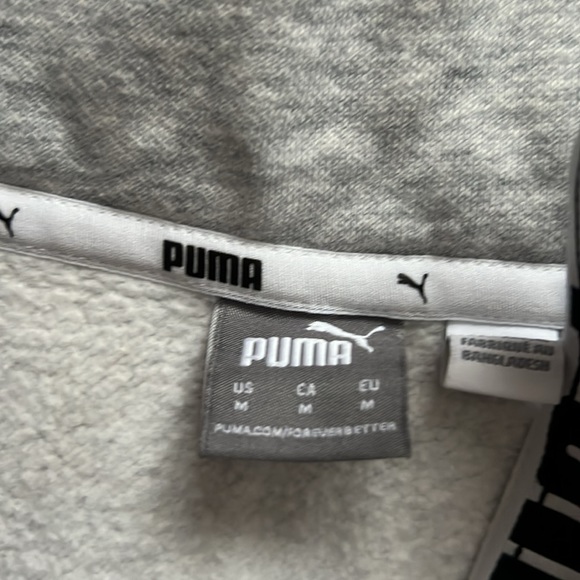 Puma cropped 1/4 zip sweatshirt medium - Picture 2 of 2